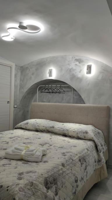 Ferienwohnung Il Duomo A Due Passi Neapel Exterior foto