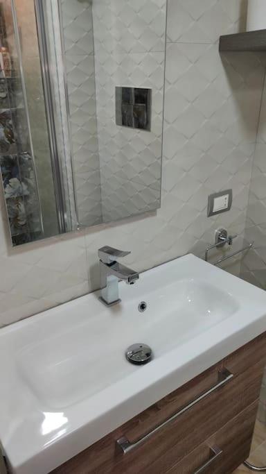 Ferienwohnung Il Duomo A Due Passi Neapel Exterior foto