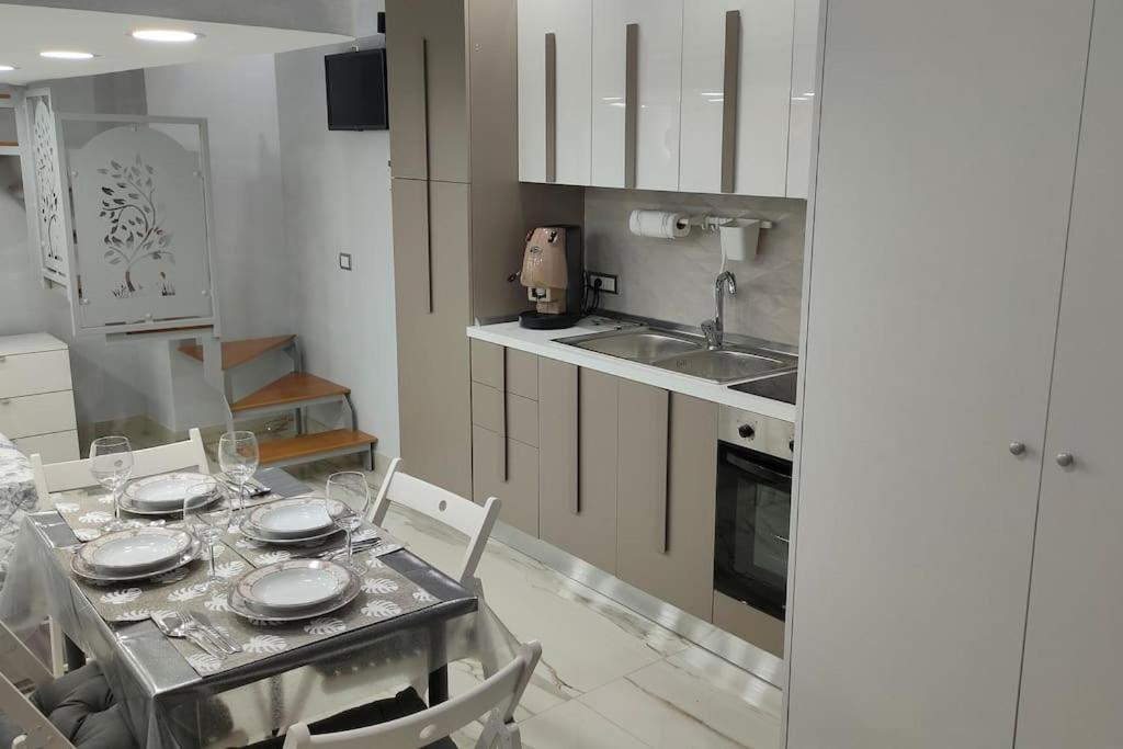 Ferienwohnung Il Duomo A Due Passi Neapel Exterior foto